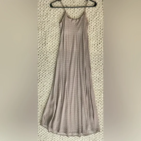 Vintage Elegant Tan Patterned Slip-in Maxi Dress - Picture 7 of 8